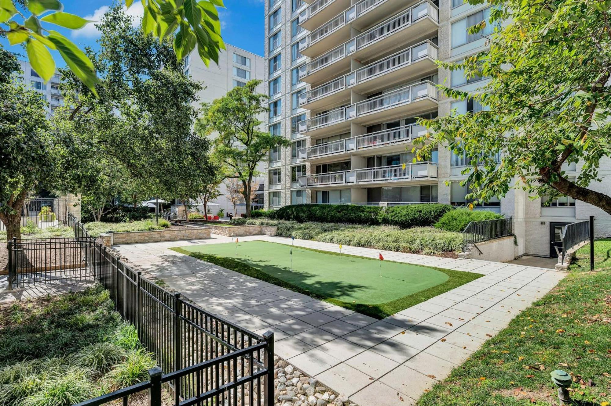 Beautiful 2Br Apartment At Crystal City With Gym Arlington Zewnętrze zdjęcie