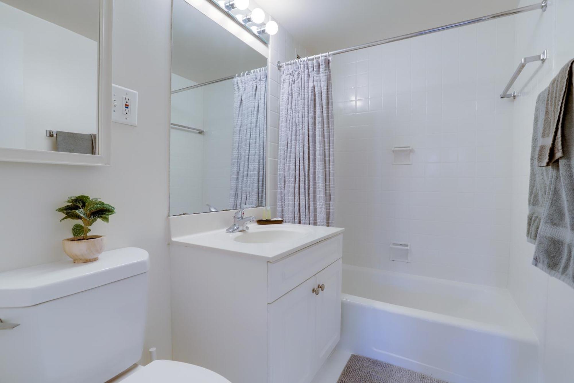 Beautiful 2Br Apartment At Crystal City With Gym Arlington Zewnętrze zdjęcie